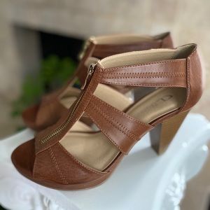 CL by Laundry brown high heels